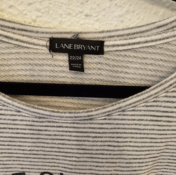 Lane Bryant 22/24 Cotton Blend Graphic White Gray Stripe Long Sleeve Tee - Picture 3 of 9